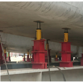 Hydraulic Bridge Jacking Works in China3